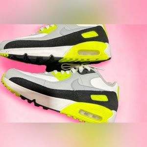 Woman’s Nike Air max 90 white neon size 7